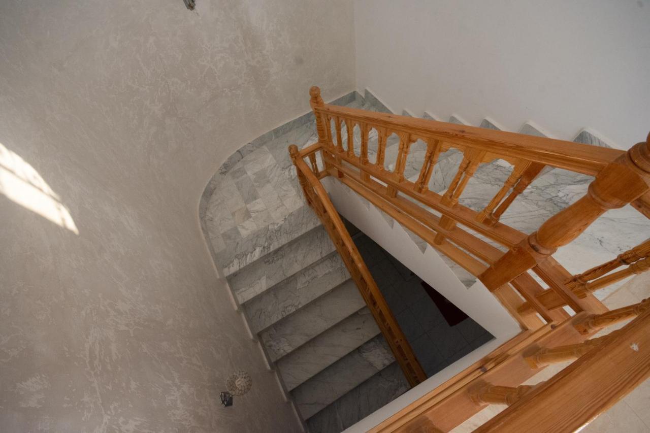Villa Meublee Avec Piscine Et Abri De Voiture Эррияд Экстерьер фото